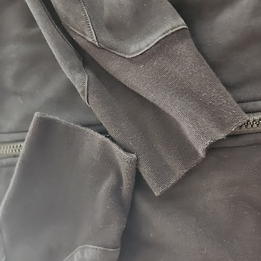 Alo On Point Moto Jacket In Black GUC - Picture 8 of 9